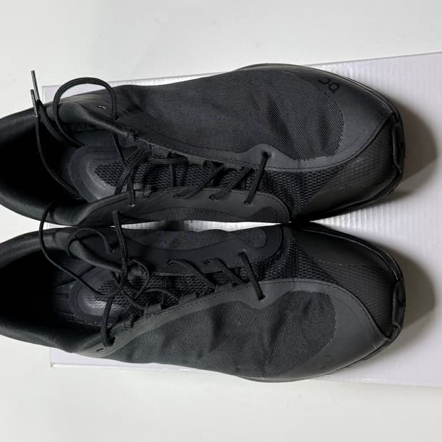 온러닝x파프 클라우드벤쳐 285 