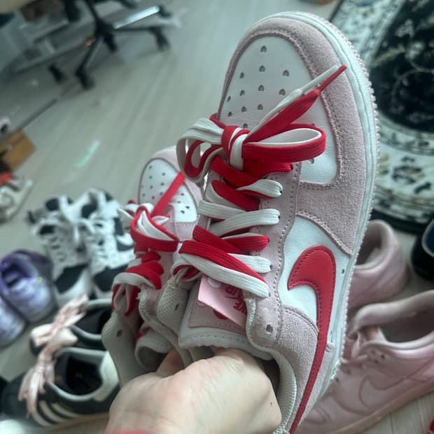 나이키 발렌타인 에어포스 250