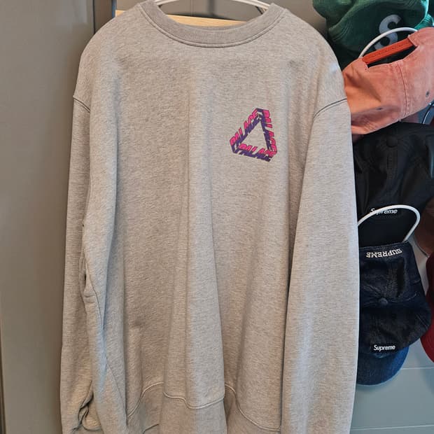 팔라스 스플릿 크루넥, 팔라스맨투맨