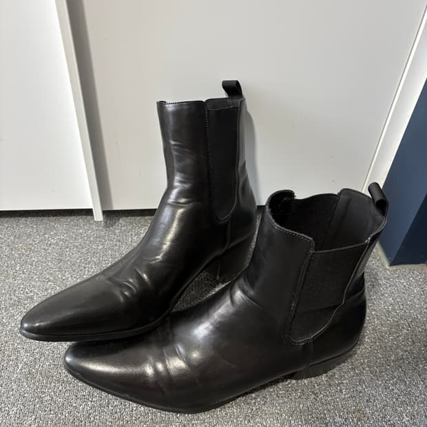 280 leather boots