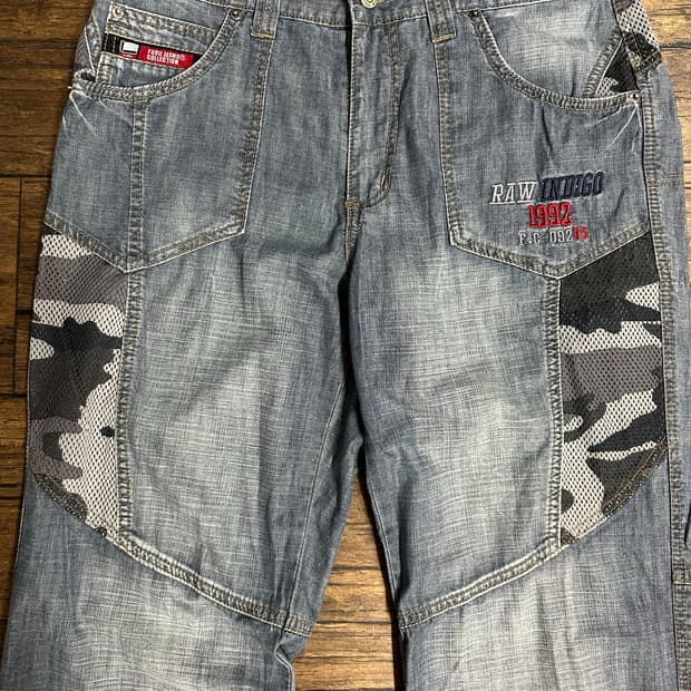 후부(FUBU) THE COLLECTION 카모 메쉬 패치 데님 카고팬츠