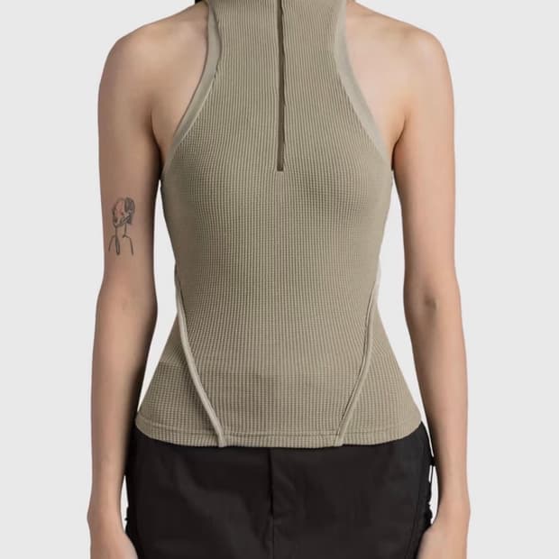 HYEINSEO half-zip racerback