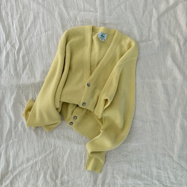  ▫️90's Lacoste Acrylic Cardigan