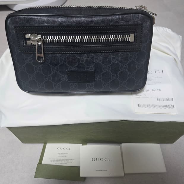 구찌 수프림 벨트백