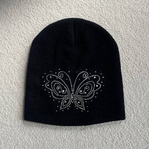 나비 버터플라이 핫픽스 큐빅 비니