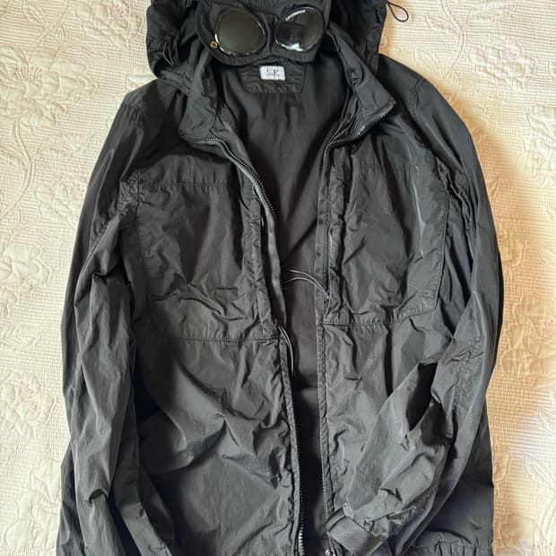 CP Company(씨피컴퍼니) 크롬R 고글 자켓