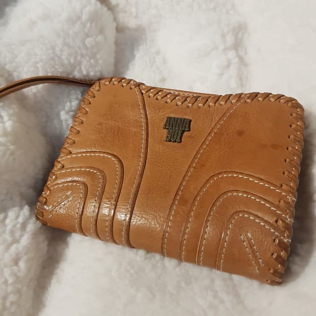 안나수이 빈티지 웨스턴 모리걸 지갑