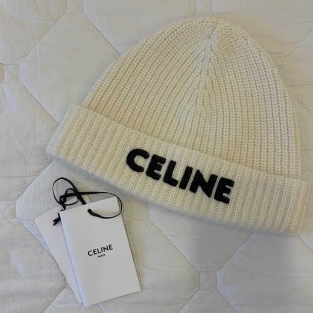 (은비 착용) 셀린느 로고 울 비니 (2회 착용)