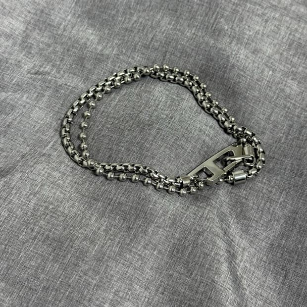 디젤 DX1473040 D 로고 체인 팔찌