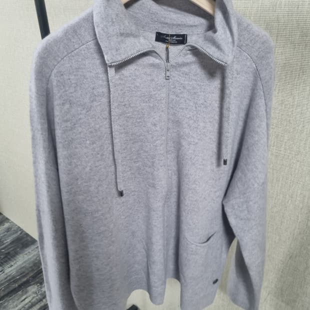 이태리 명품 브랜드 안드레모리스 100%캐시미어 집어