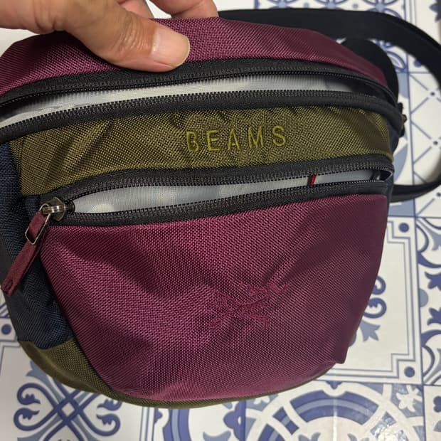 아크테릭스 빔즈 BEAMS 컬러 웨이스트 백  정품