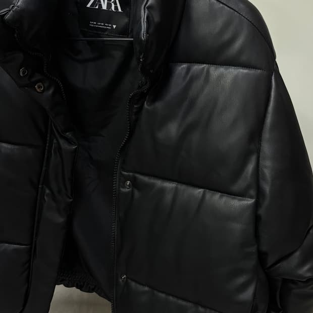 자라 레더 푸퍼 숏패딩