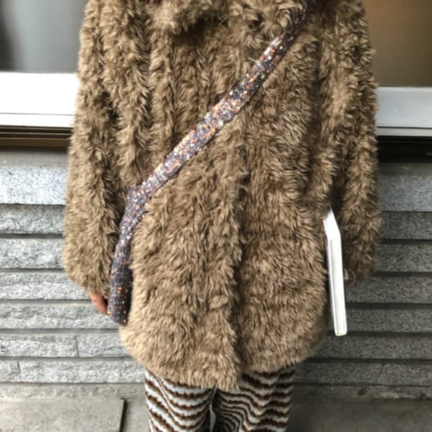 브라운 퍼 자켓