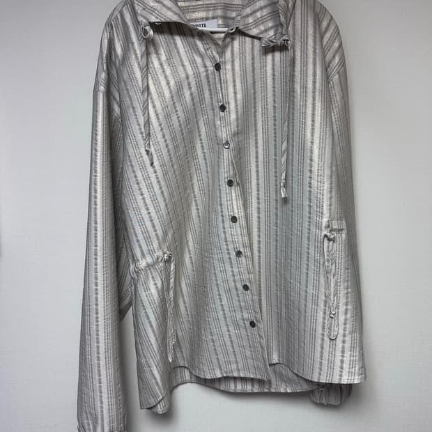 Yonzu gathered collar shirt