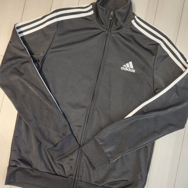 새상품급) 아디다스 에센셜 3S 트랙탑 집업 저지 GK9651 사이즈10