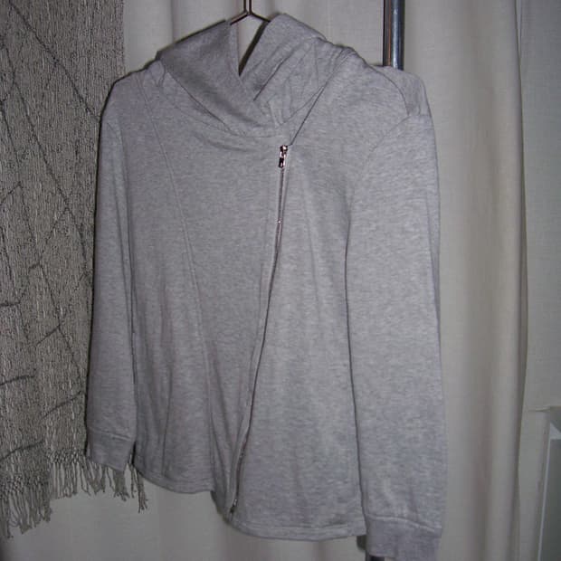 32 cubic crop hood zip-up