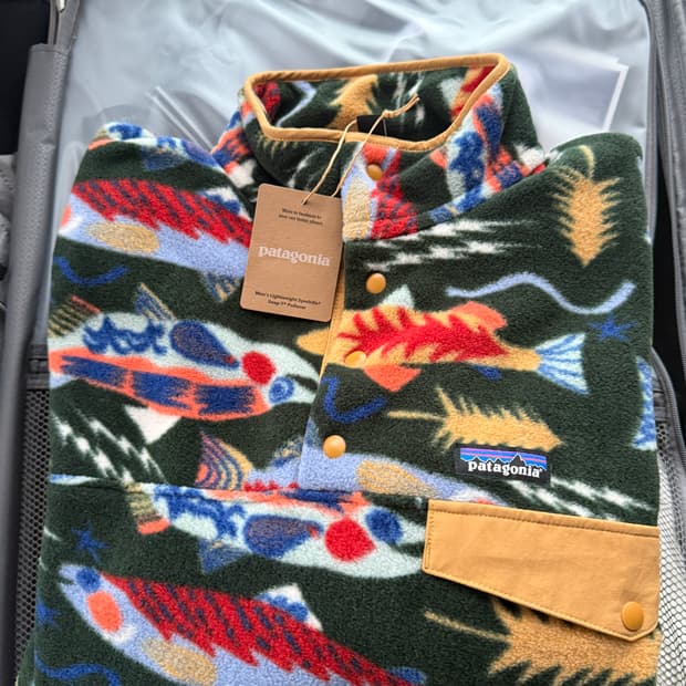 파타고니아 살몬 에너지 올드그린 L 새제품