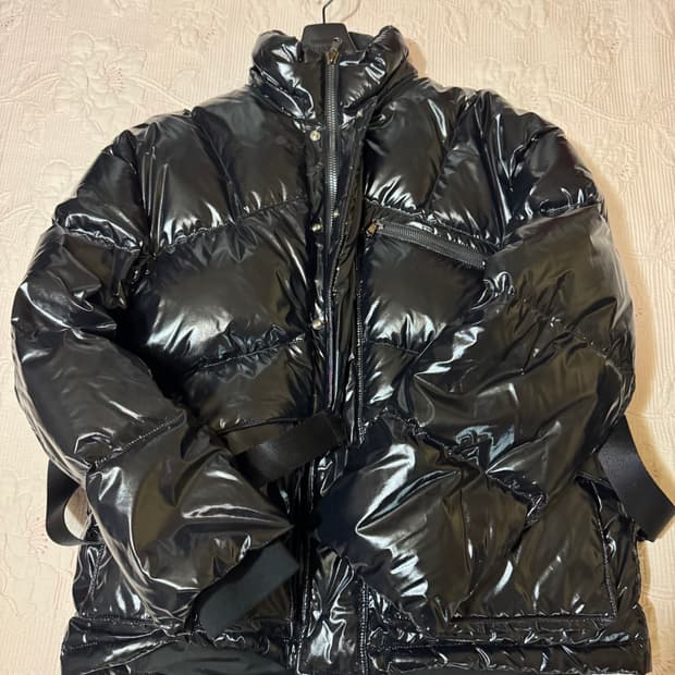 메종미네드 구스다운 유광패딩 s사이즈