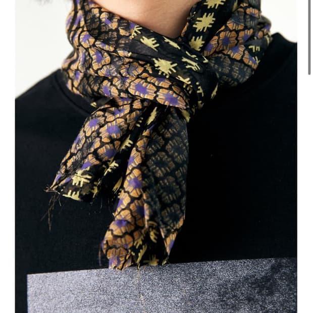 해칭룸 실크 스카프