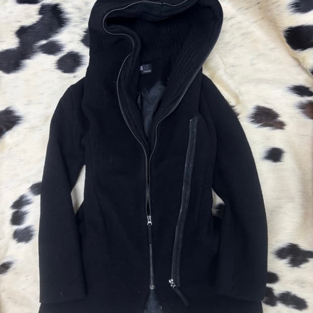 Side Two-Zipper Over-Hoodie