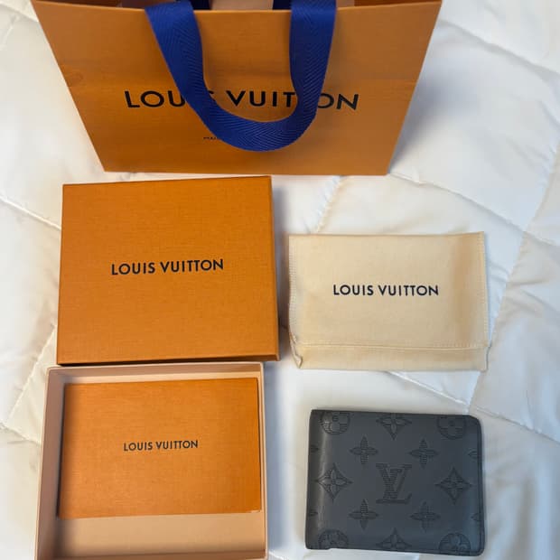 루이비통 갤럭시 한정판 반지갑