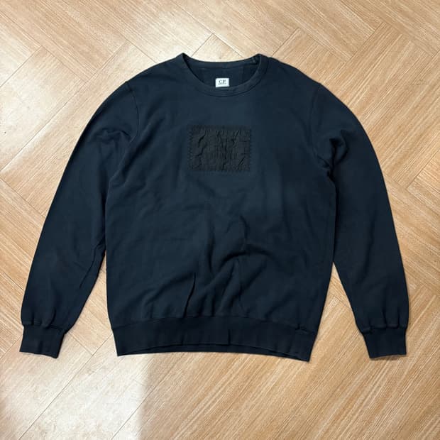 씨피컴퍼니 빅로고 패치 롱 슬리브