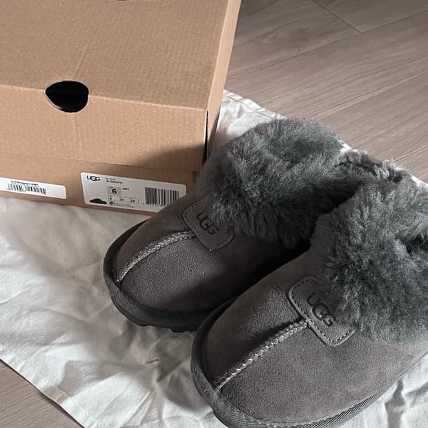 Ugg 어그 코케트 230 그레이