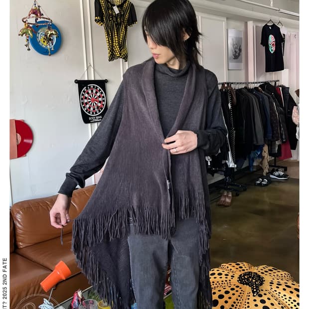 ANNA LUNA Japan Fringe Knit Vest