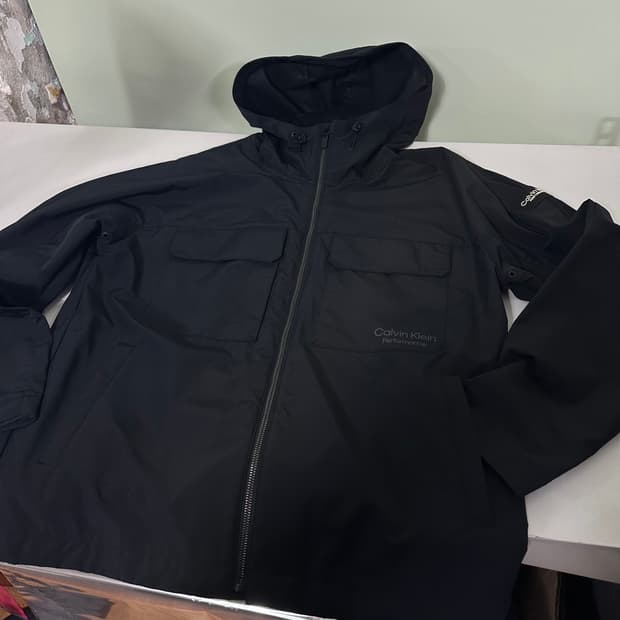 M 캘빈클라인 CK 블랙 바람막이자켓