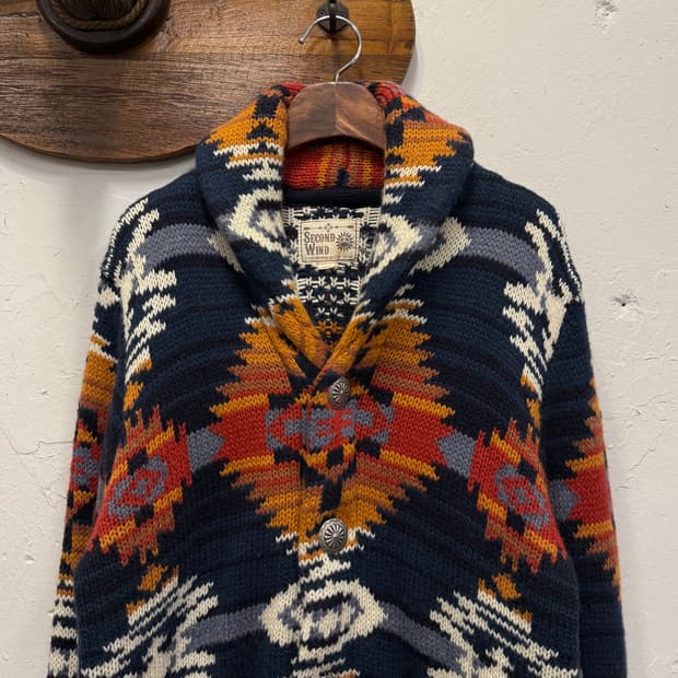 77) Second Wind Navajo Pattern Knit Card