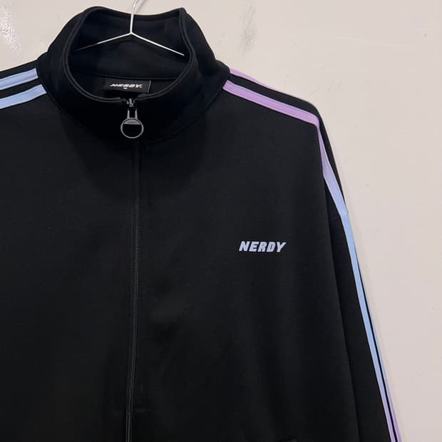 널디 그라데이션 트랙 하이넥 집업 져지