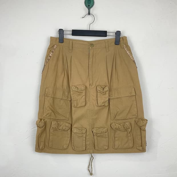 네넷 멀티 포켓 스커트