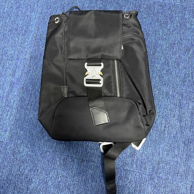 알릭스 백팩 새상품