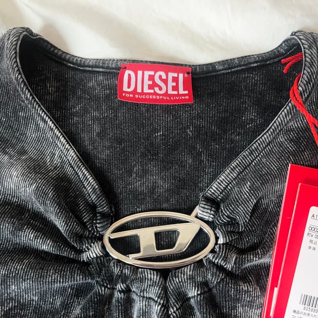 DIESEL 롱 슬리브 A12067OKHAS s size