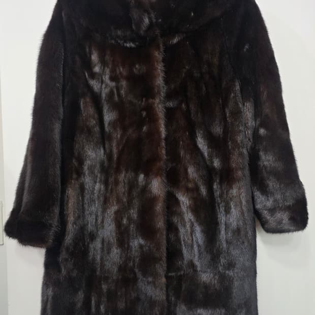 근화모피 사가 통 밍크 코트