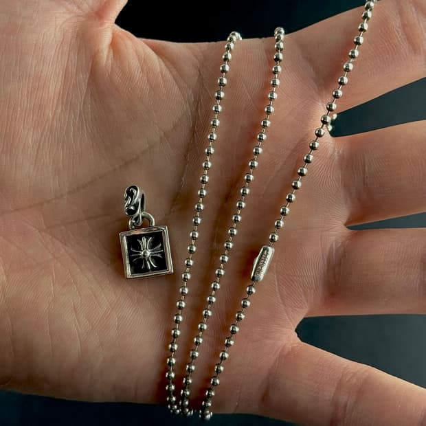 크롬하츠 프레임드 CH 플러스참(정품볼체인별도 구매가능)