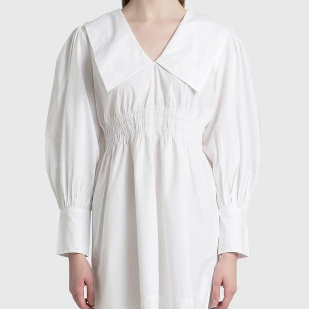 가니 포플린 화이트 원피스