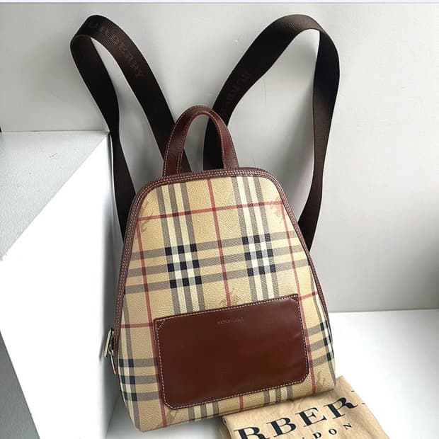 버버리(Burberry) 빈티지 노바 체크 백팩
