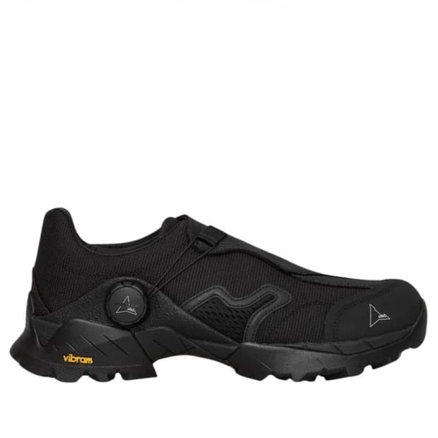 [구매] ROA 미나르 블랙 (40.5 / 41)