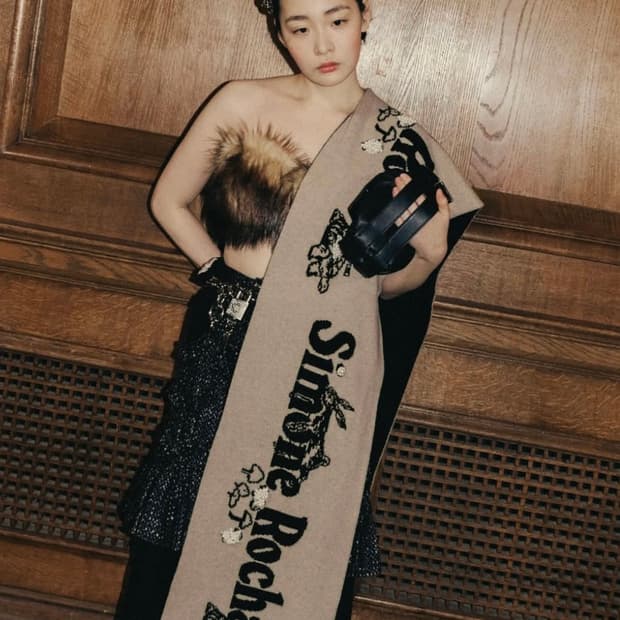 시몬로샤 25fw 비즈 그래픽 캐시미어 머플러_오트/블랙