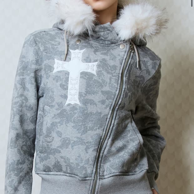 러브이즈트루 퍼 후드집업 그레이