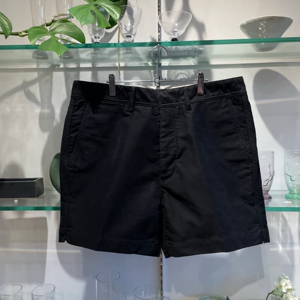 톰포드 cotton satin tailored shorts