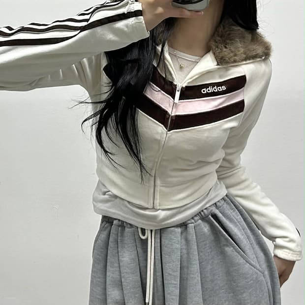 아디다스 00s 유일매물 대장급 핀터깔 세미크롭 벨루아 벨벳 퍼 트랙탑 