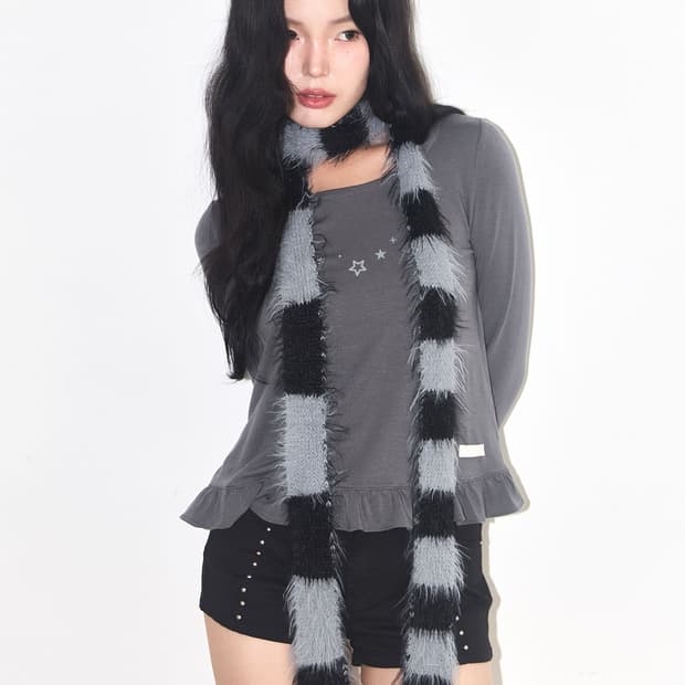 일리고 스트라이프 퍼 머플러 그레이