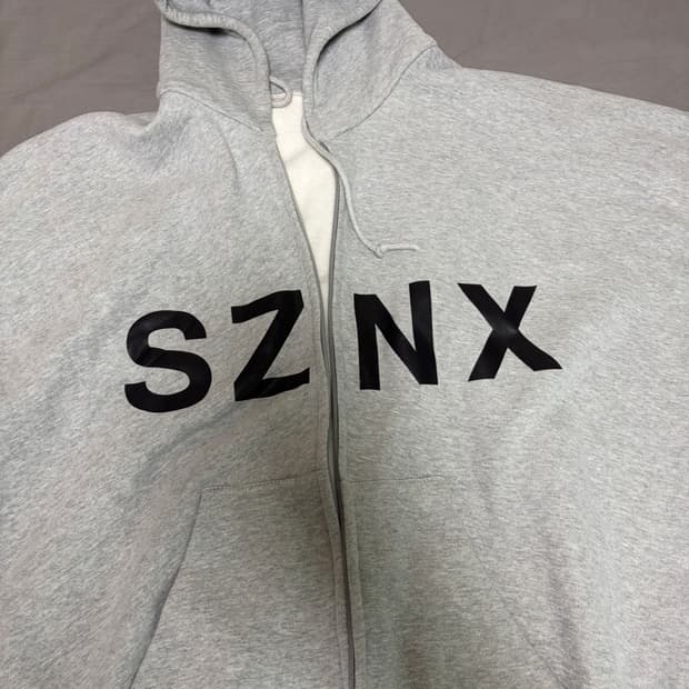 Yeezy sznx 후드 3사이즈