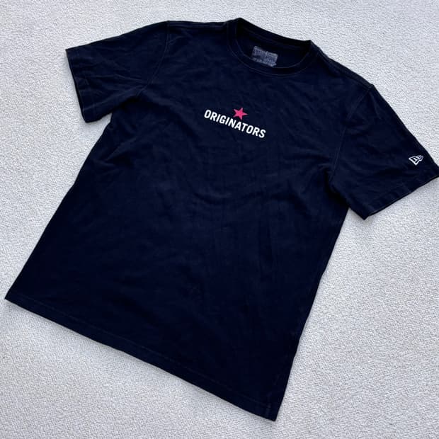 L 뉴에라 남성 치노 반팔 티셔츠 0325E