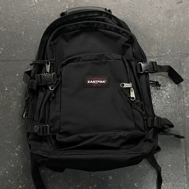 이스트팩 백팩