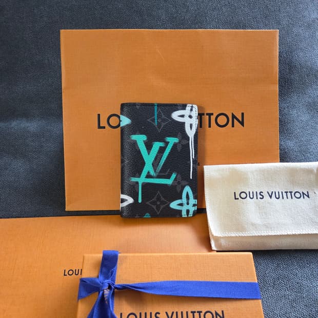 [정품/s+] 루이비통 오거나이저 그린 라이츠

(한정판)