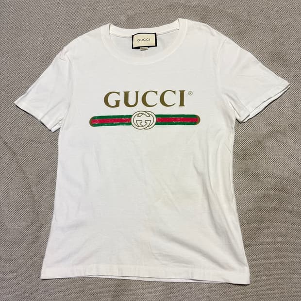 구찌 프린팅 로고 반팔티