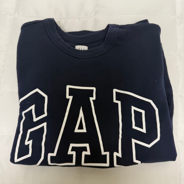GAP 맨투맨